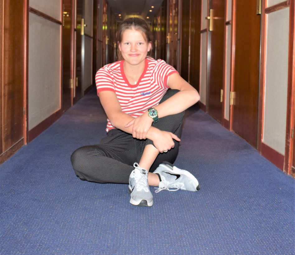 Netherlands_Centaine(2)Humans